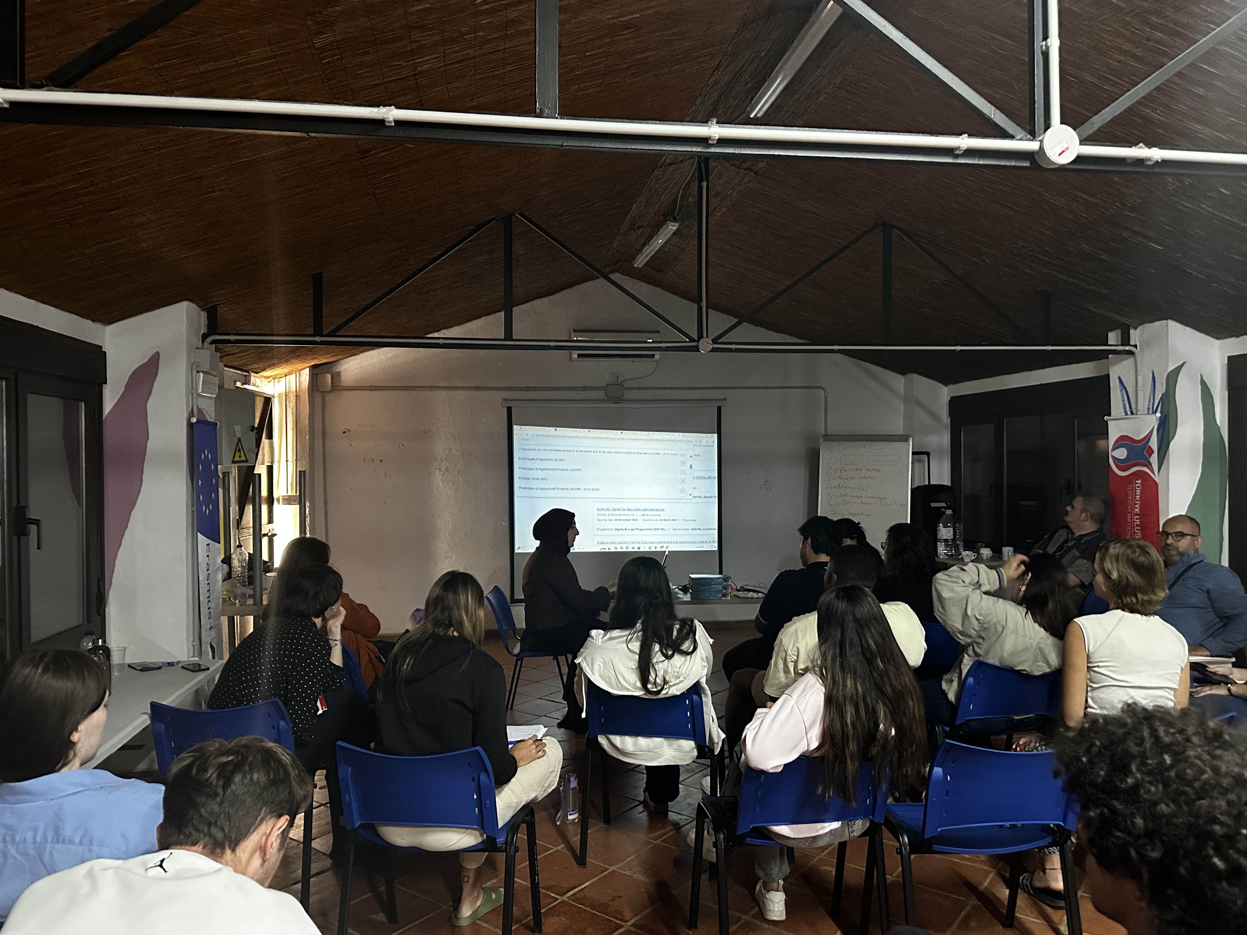 Volunteering teams as a tool to support Inclusion eğitimi